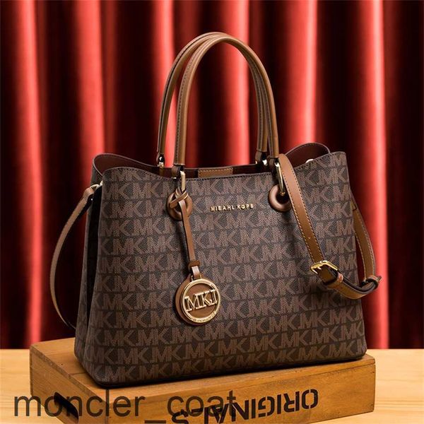 

evening bags 60% off purses outlet luxury brand handheld bag for women 2023 new fashion and middle aged women's large capacity crossbod