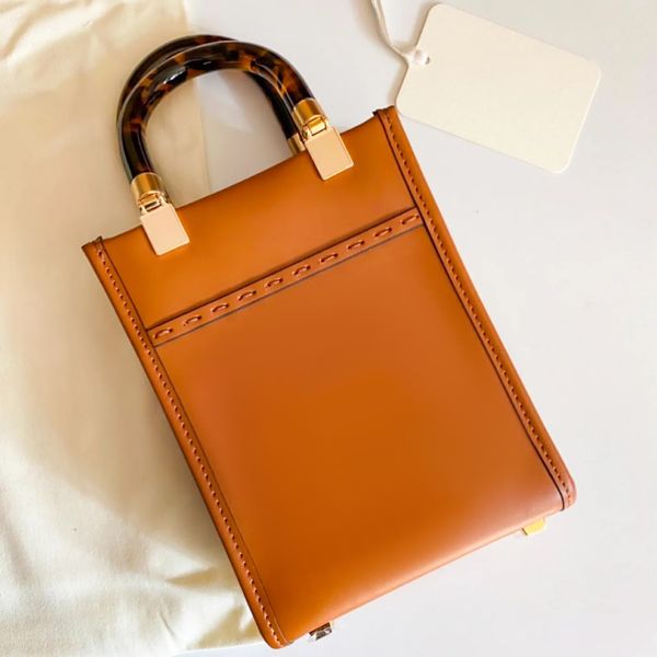 

designer glass handle womens tote shopping bag mens crossbody bags work mini pochette gym messenger bags genuine leather luxurys handbags sh