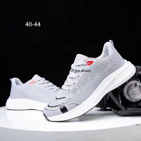 

2022 explosive moon landing pegasus breathable running shoes marathon ultra-light couple fashion casual sports shoes eu40-44 men's men
