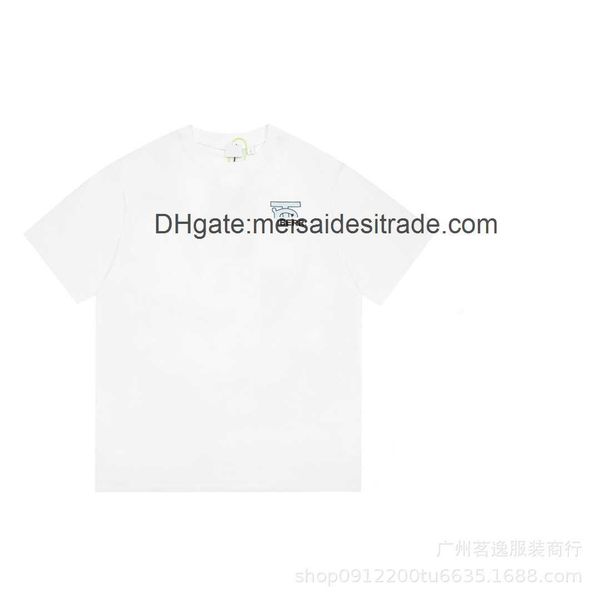 

aaaaa designer luxury t-shirt bur brand the correct version bu family classic thick embossed t-shirt is versatile for couples fashion gift v, White;black