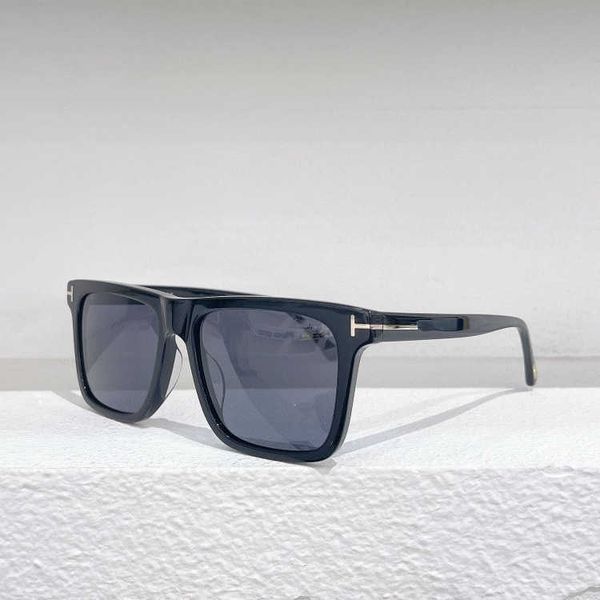

22 new tf square plate wind ins net red sunglasses tf906, White;black
