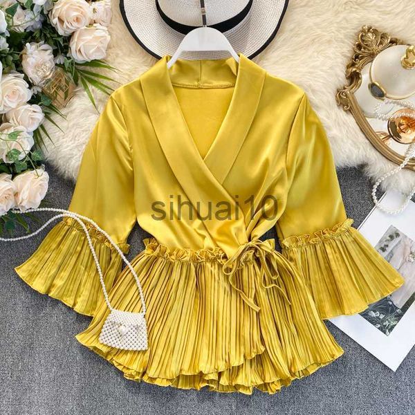 

women's blouses shirts pleated blusa feminina long sleeve woman blouses femme v neck blusas elegantes female shirts puff sleeve for wo, White