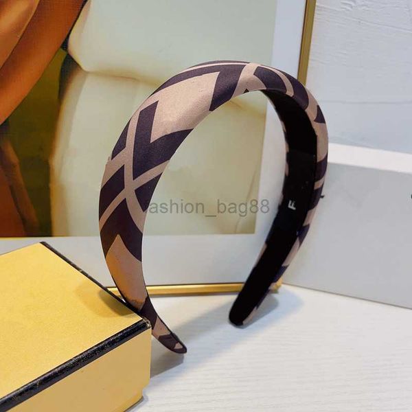 

with box 2022 women luxury headbands f letter print soft cloth designers women headband girls makeup hair hoop jewelry, Silver