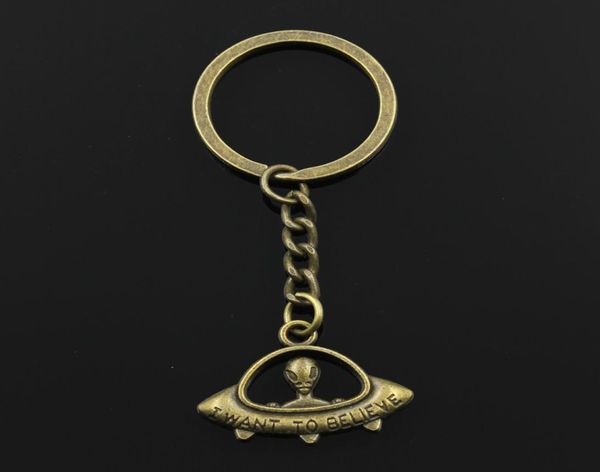 

fashion 3cm key ring metal key chain keychain jewelry antique bronze silver color i want to believe ufo alien 23x30mm pendant1211105