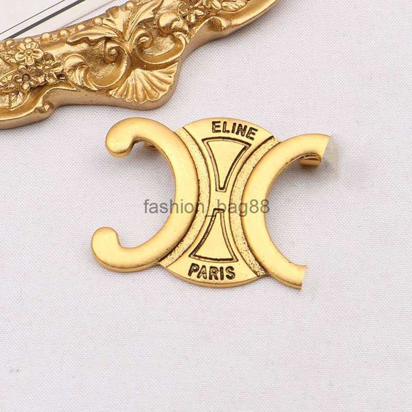 

luxury women men designer brand letter brooches 18k gold plated inlay crystal rhinestone jewelry brooch charm pearl pin marry christmas part, Gray