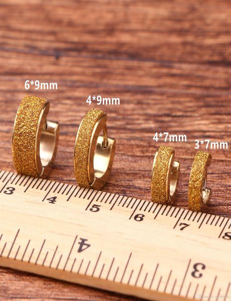 

2020 fashion design cool young men and womens shining silver and gold plated personality earring4697853, Golden;silver