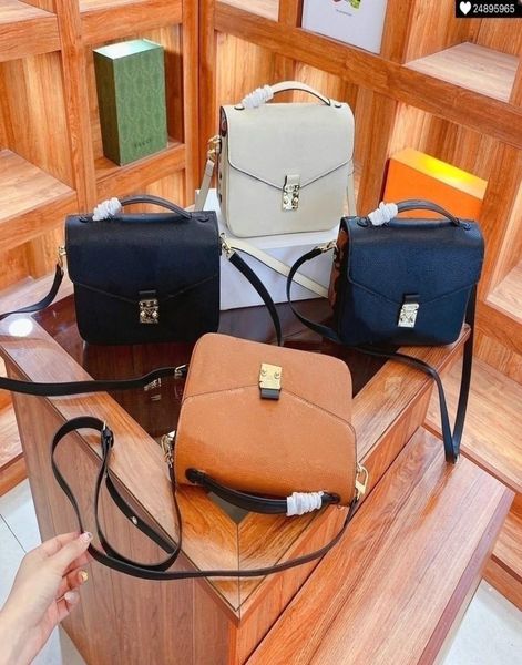 

onthego pm tote bags embossed grained leather medium bicolor ipad mini designer bag on the go designers handbags6952442