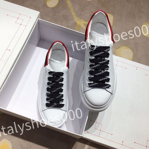 

2023 new luxurys designer men trainer causal shoes fashion brand woman leather lace up platform sole sneakers white black mens womens sizes