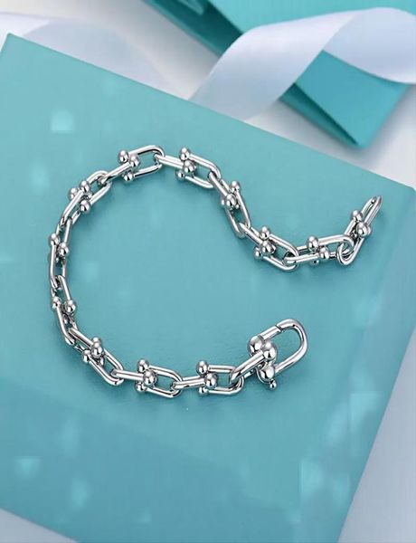 

luxurys designer bracelet tanys women charm bracelet metal jewelry chain simple fashion exquisite gifts very nice original packaging9563814, Golden;silver