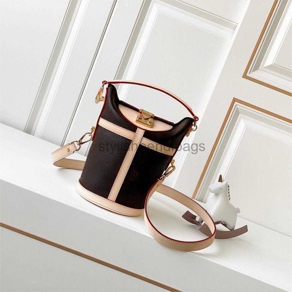 

stylisheendibags bags 5a designers classic duffle rossbody bags package womens fashion leather handbag bucket with strap canvas cylinder sho