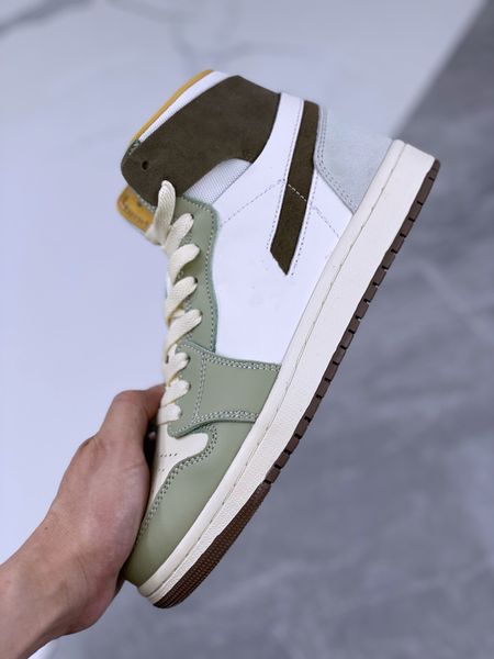 

basketball shoes 2023 jumpman 1 1s high zoom air cmft 2 year of the rabbit light olive sail medium brown white