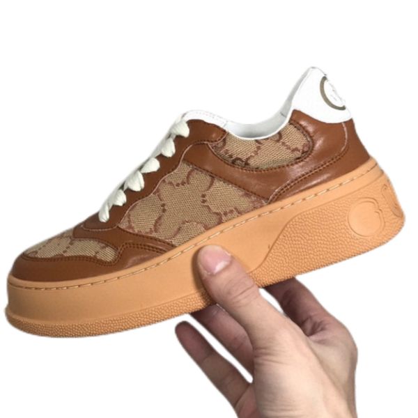 

luxury designer bottom man shoes retro leather shoe right triangle womans sneakers red and green canvas genuine leathers black couple traine