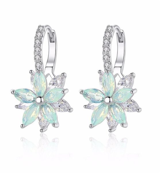 

luxury snowflake designer earrings models pentagram earrings christmas version full diamond jewelry cz zircon beautiful wedding gi2226993, Golden