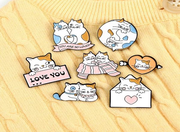 

cartoon animal couple cats enamel pins creative cute white cat brooches heart round sweet pin fashion lover jewelry lapel backpack8016558, Gray