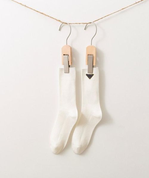 

p letter fashion socks christmas made old gold leather triangle badge design plain color simple base medium tube tide socks a44494304, Black