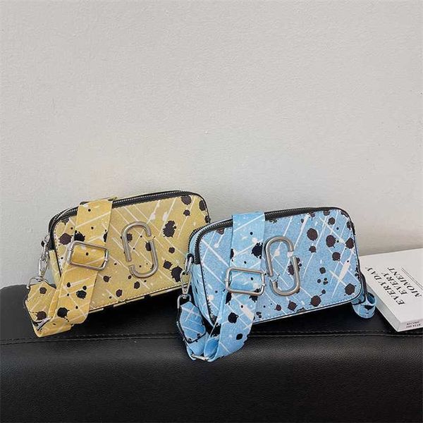 

spotted graffiti new simple cross shoulder small square women's camera