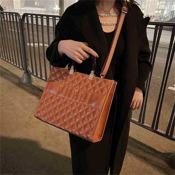 

designer bag handbag style 2023 lingge and large embroidered wire lattice