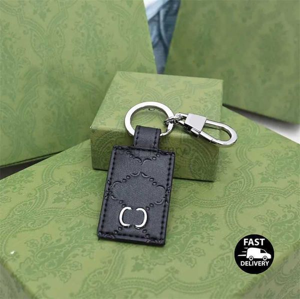 

designers keychain classic letters men car key chain womens fashion bag pendant brand gold buckle key ring luxury, Silver
