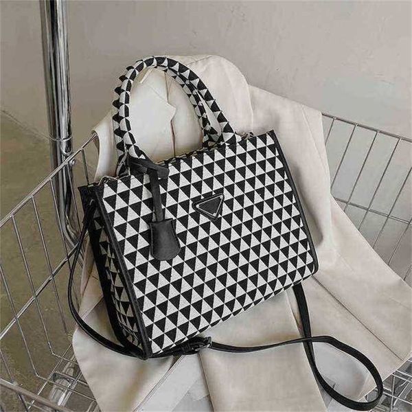 

designer bag handbag style 2023 canvas contrast geometric lattice pattern
