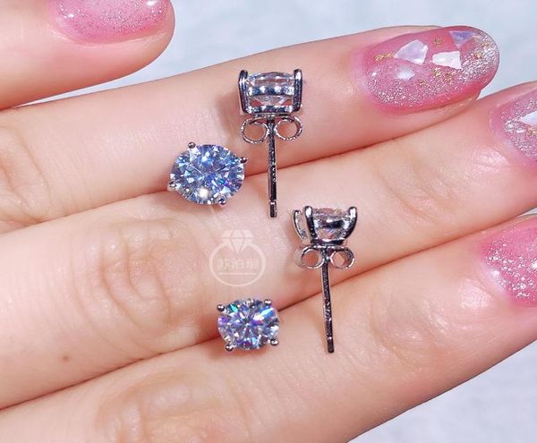 

real moissanite earring jewelry df vvs1 simple four claws 05ct 10ct 925 silver 4 prong round stud earrings fashion design9349019