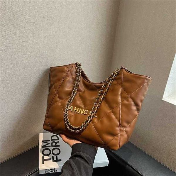 

designer bag handbag style 2023 fashionable large