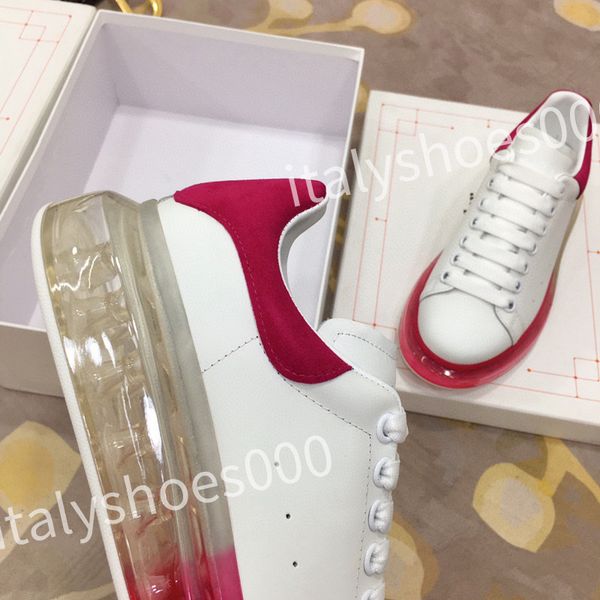 

2023 luxurys women sneakers travel shoes leather lace-up sneaker cowhide fashion lady flat designer trainers letters woman shoe platform men, Black