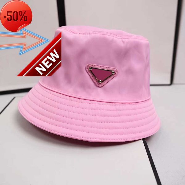 

1Hats Mens Bonnet Beanie Bucket Hat Womens Baseball CaA SnaAbacks Beanies Fedora Fitted Hats Woman Luxurys Design ChaAeaux124133183, White