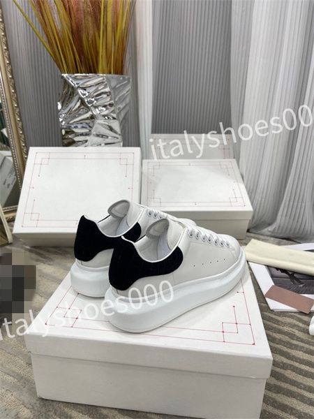 

2023 new luxury quality triple designer shoe tripler sneaker trainer combination crystal bottom men women fashion sneakers size 36-45, Black