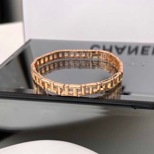 

temperament tiffay true series bracelet 18k rose gold, Black