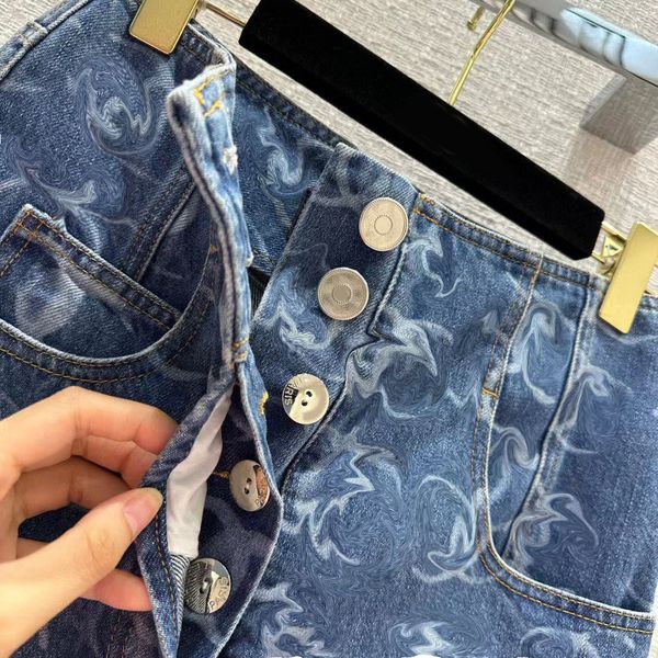 

women's shorts designer 2023 fashion women button blue denim summer embroidery all-match high waist ladies streetwear ldpd, White;black