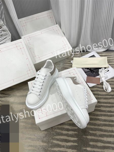 

2023 new triple designer shoes tripler sneaker trainer combination crystal bottom men women fashion sneakers size 36-45, Black