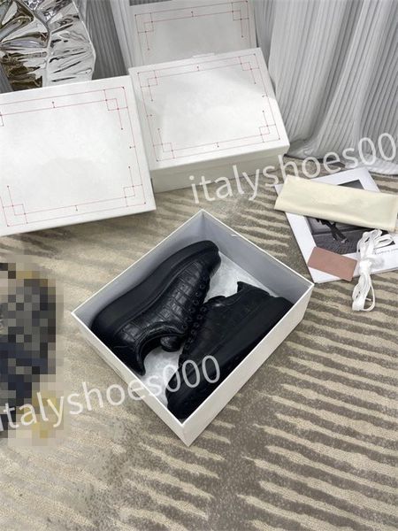 

2023 triple designer shoe tripler sneaker trainer combination crystal bottom men women fashion sneakers, Black