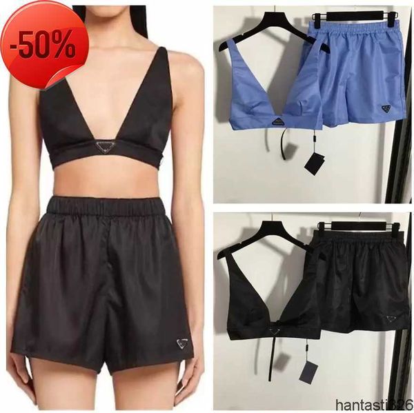 

designers womens two piece tanks pants sets letter triangle neck sleeveless vest mini short set streetwear fashion tracksuit, White