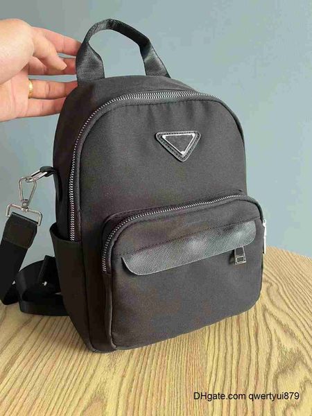 

backpack style designer backpacks men and women shoulder bag fashion handbag students school luxury back packs factory wholesales black purs