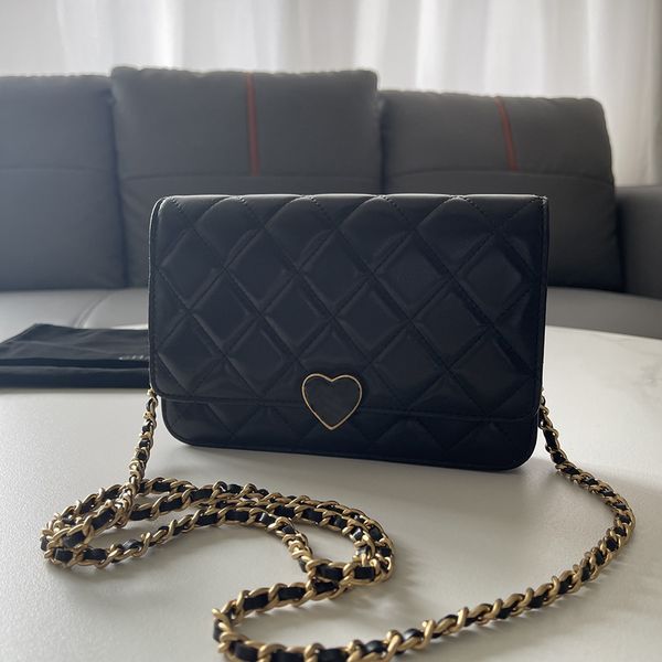 

designer shoulder bag luxury chain bag lambskin flap bag 19cm high imitation crossbody bag with box zc099