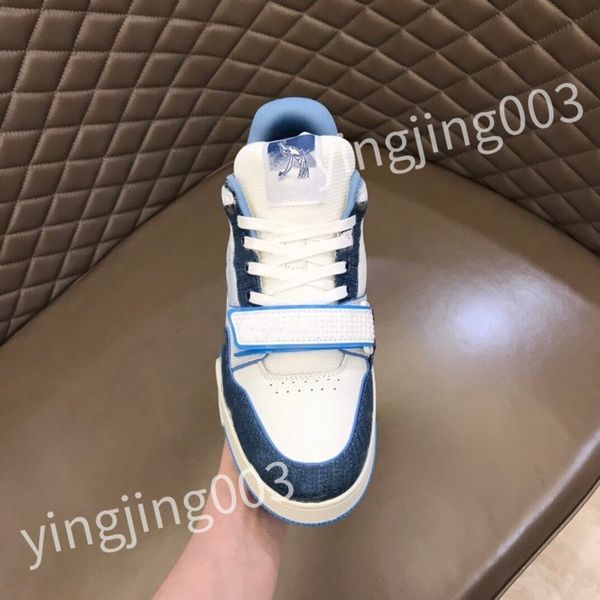 

2023 luxurys designer sneakers shoes pop color matching running shoes thick sole trend light fashion all match color cool casual lace-up dad, Black