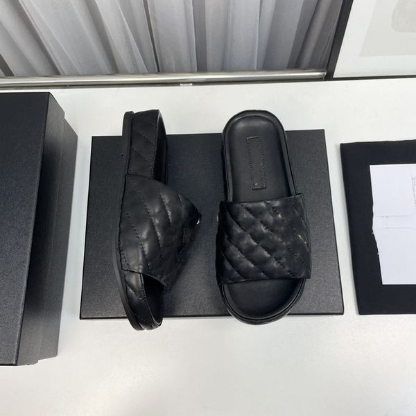 

fashion slippers brand designers ccity flat sandals women slide luxury sandal channel women leisure slippers xn112, Black