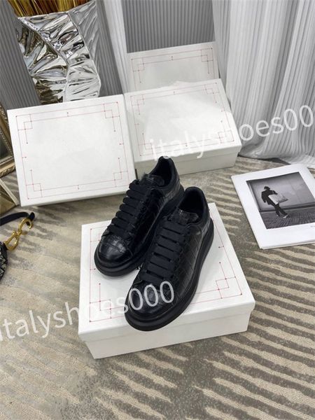 

quality triple designer shoe tripler sneaker trainer combination crystal bottom men women fashion sneakers, Black