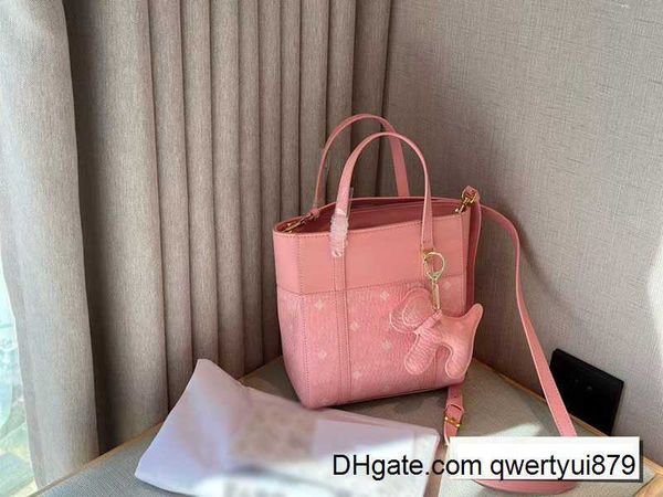 

shoulder bags bucket bag designer handbag women tote handbags petal pink fashion 22ss purse lady outdoor packs with dog accessory