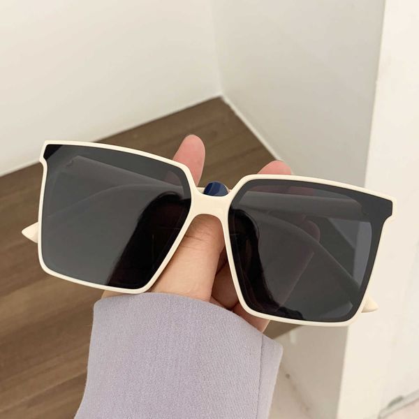 

new oversized square designer sunglasses sunshade for uv protection street pgraphy, White;black