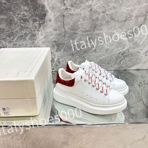 

luxurys fashion shoes white black dream sneaker womens and mens rubber sole soft calfskin leather lace-up trainers