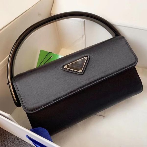 

2023 new handheld box bag made of ancient high grade satin material acrylic handheld elegant and exquisite