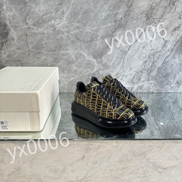 

luxury casual shoes small white shoes lovers' letters flat bottom lace up board shoes men's and women's sports low shoes, Black