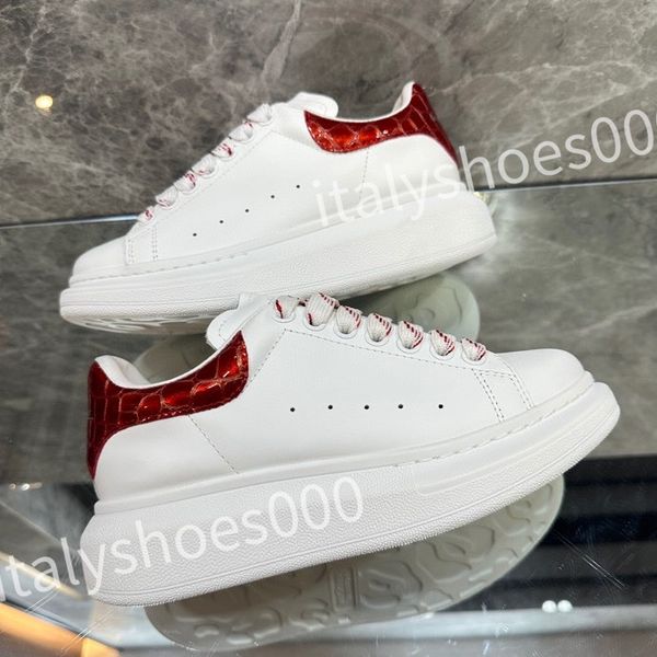 

luxurys fashion shoes white black dream sneaker womens and mens rubber sole soft calfskin leather lace-up trainers