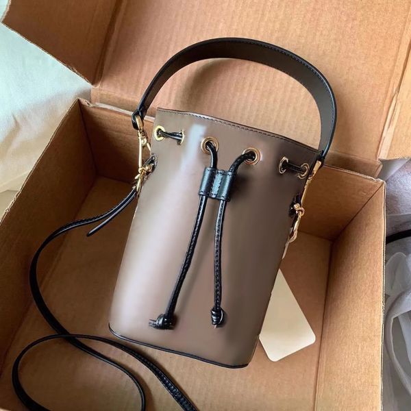 

luxury drawstring basket bag womens mens designer handle tote bag embossing genuine leather handbag shoulder clutch crossbody lady duffle pu
