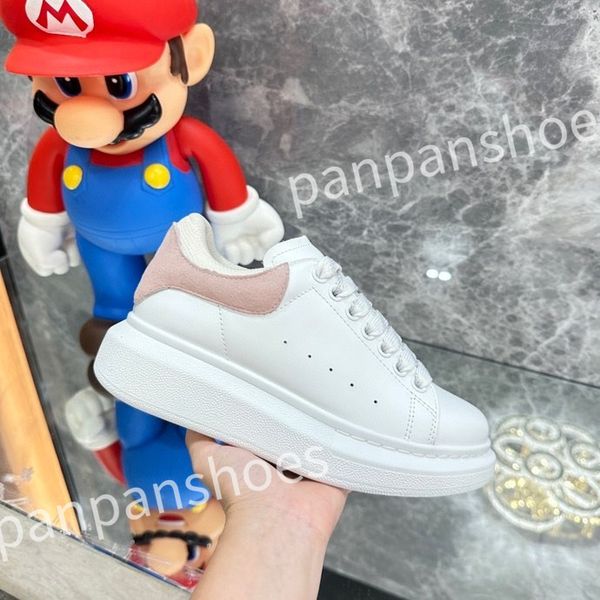 

2023 new luxurys designer sneaker shoe women casual shoes mens leather white platforms with black outdoor sneakers size 35-46