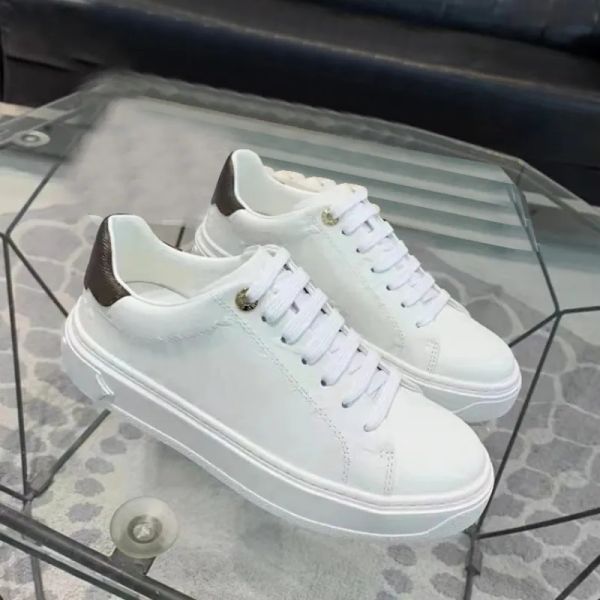 

new fashion 2023 casual shoes lace-up running trainers woman shoe gym sneakers women travel leather fashion lady flat designer letters platf, Black