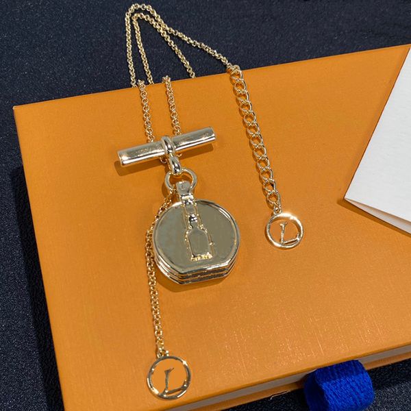 

designer jewelry pendant necklaces for women inverted triangle letter brand jewelry mens womens trendy personality clavicle chains for men, Silver