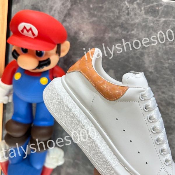 

new fashion shoe white black dream sneaker womens and mens rubber sole soft calfskin leather lace-up trainers