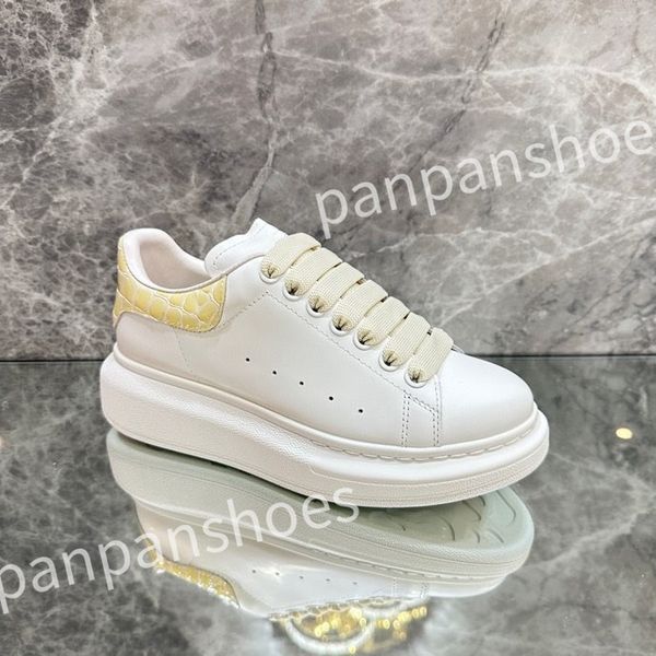 

2023 new luxury designer sneakers casual shoes leather lace up men fashion platform white black mens womens espadrilles sports trainer